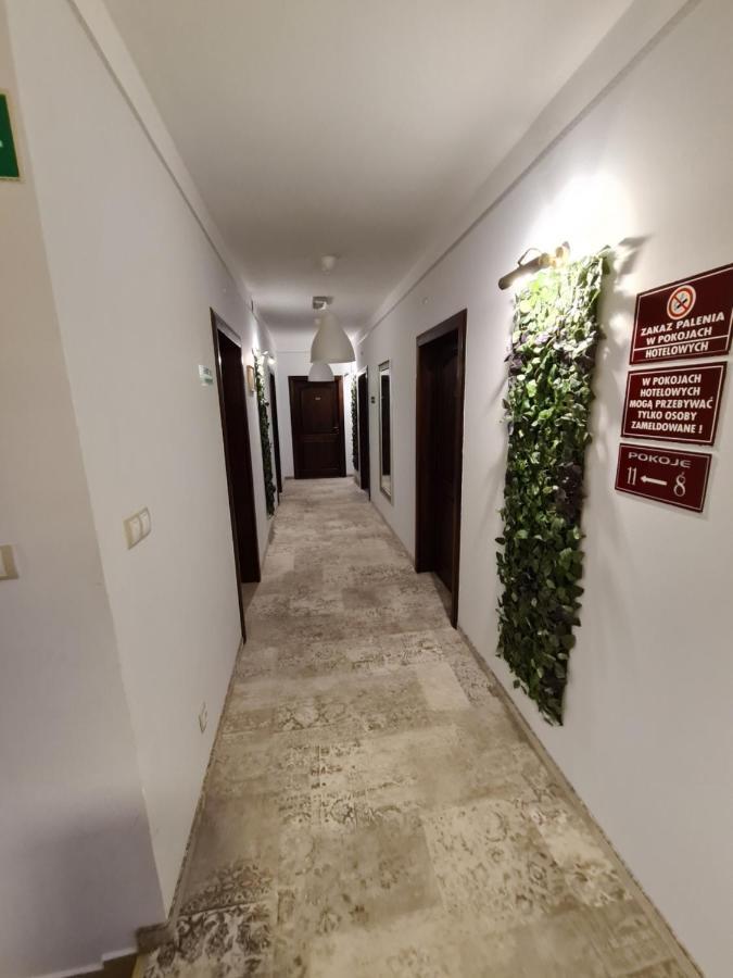Staropolska 3*
